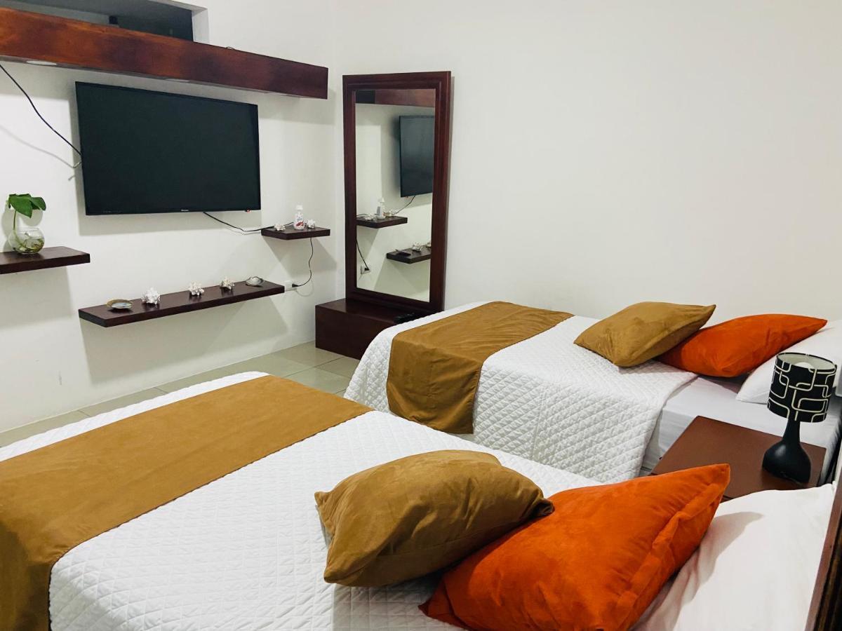 Carpao Lodging Galapagos Пуэрто-Айора Экстерьер фото